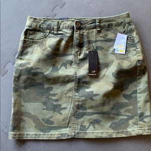 Camo skirt